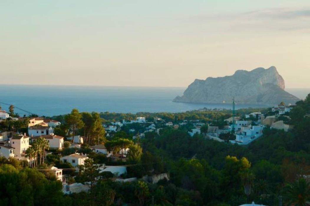 Charming Villa In Montemar With Private, Heated Pool And Sea Views Benissa Eksteriør billede