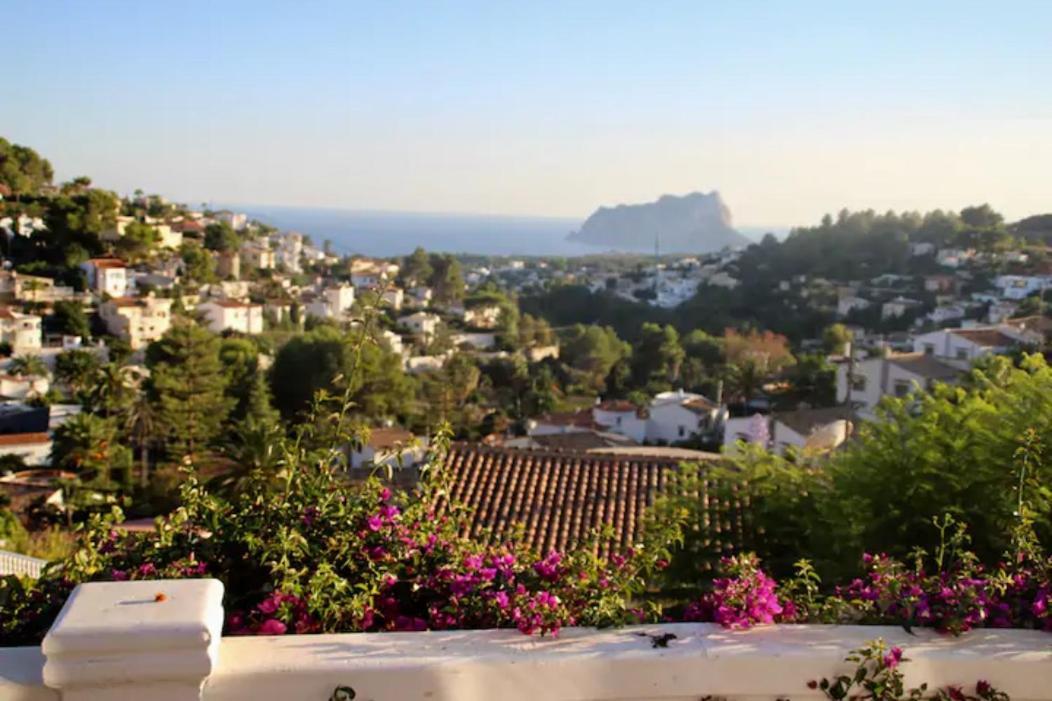 Charming Villa In Montemar With Private, Heated Pool And Sea Views Benissa Eksteriør billede